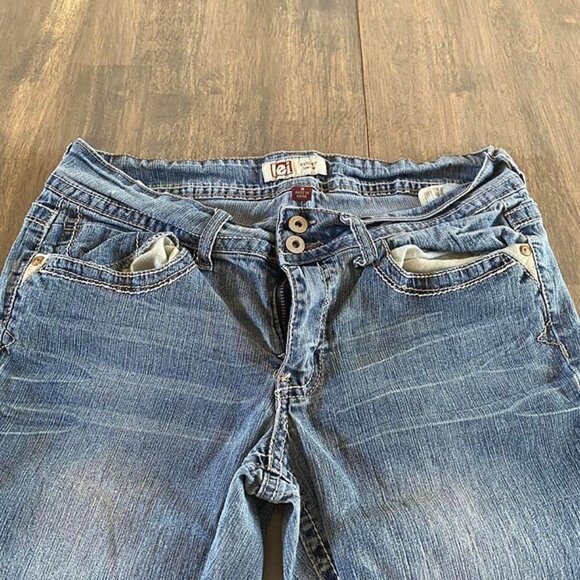 Vintage Y2k LEI Low rise Womens Size 9 Blue Jeans Emellished Pocket Boot - Picture 3 of 7
